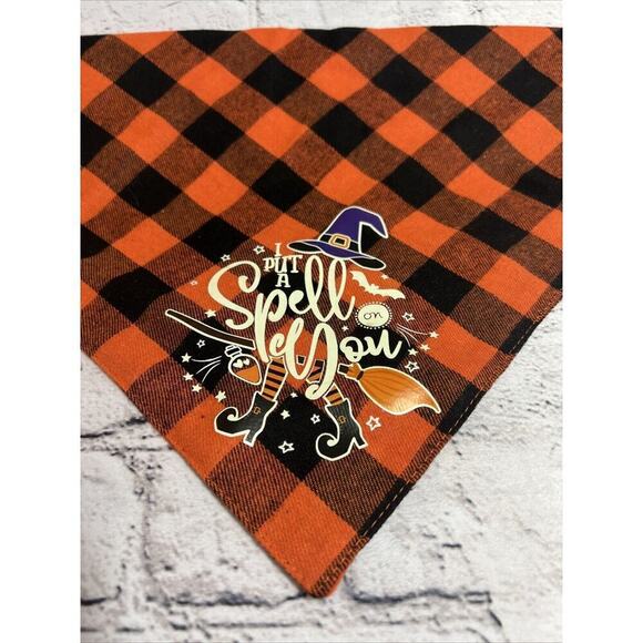I Put A Spell On‎ You Orange Black Flannel Buffalo Plaid Dog Pet Bandana 26”x17” - Picture 1 of 3